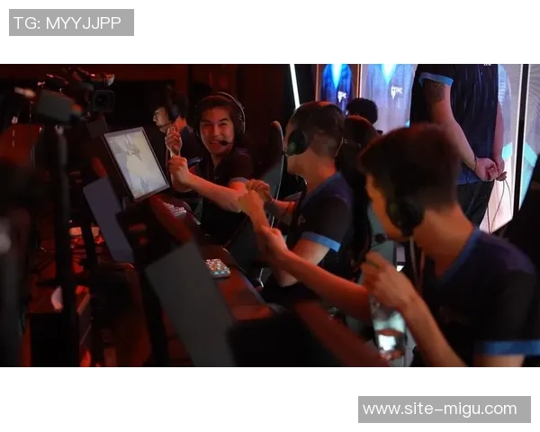 周丽专访：从新手到职业选手的CSGO成长之路回顾